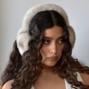 Sugar Muffs in Après Ski