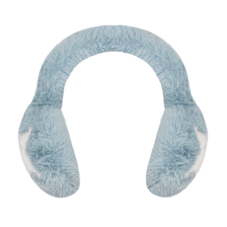 Sugar Muffs in Winter Dream